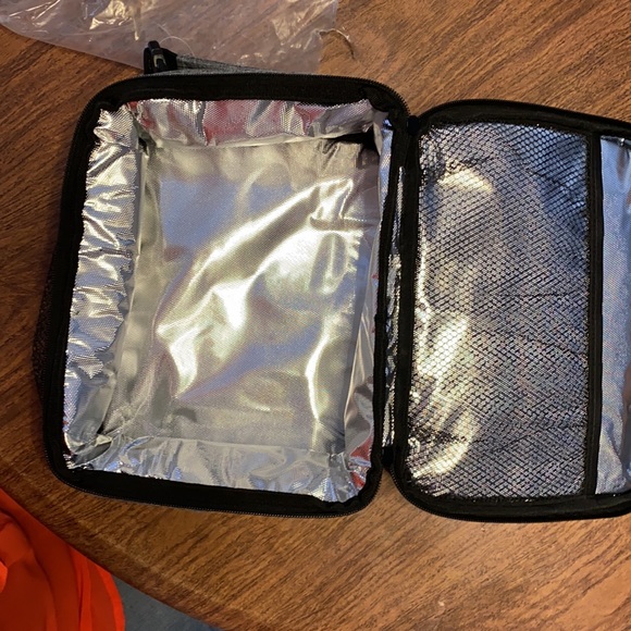 Reusable lunch bag, new never used. - Picture 2 of 4